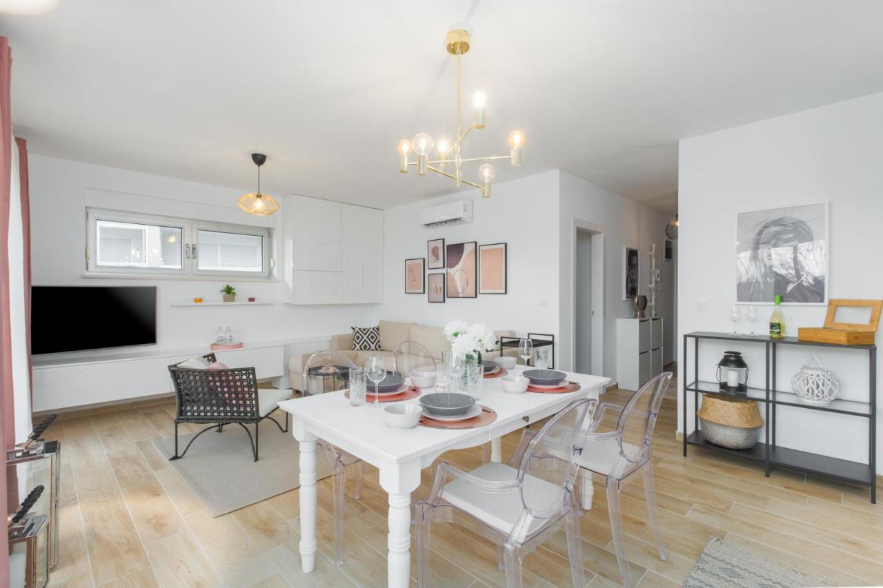 Apartment Eden Медулин Екстериор снимка
