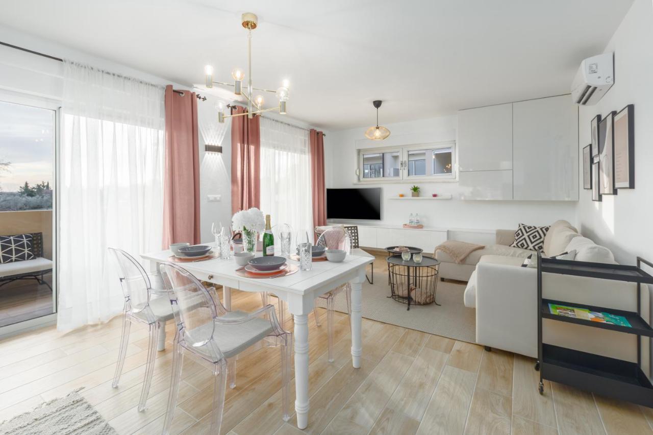 Apartment Eden Медулин Екстериор снимка